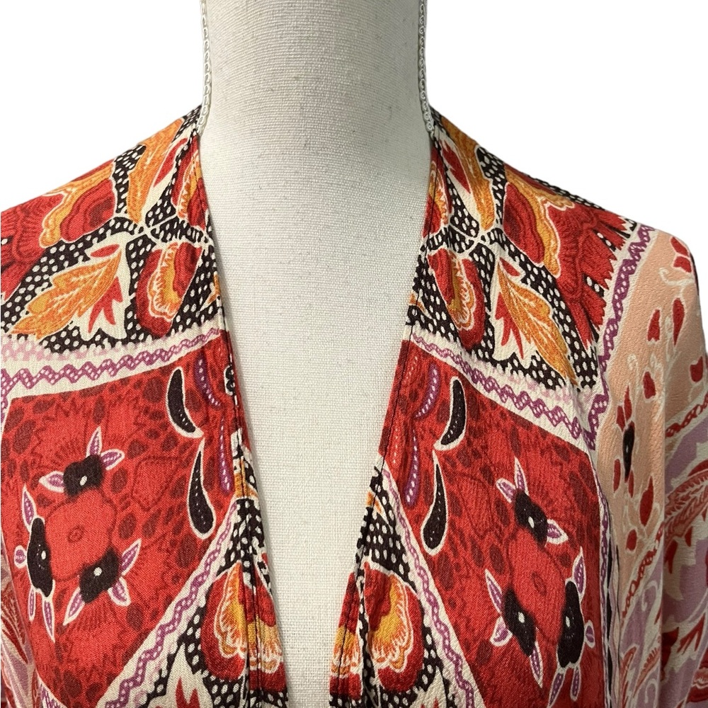 Vince Camuto Multicolored Bohemian Paisley Wrap W/Arm Holes OSFM - Picture 3 of 12